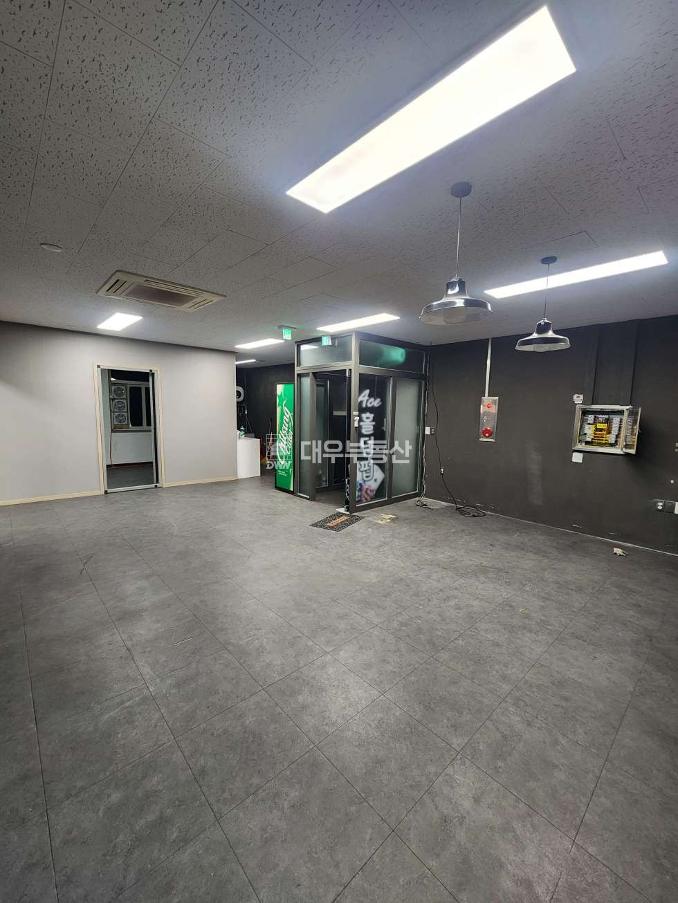 울산 울주군 온산읍 덕신리 410-5 엄청 넓은 활용도 높은 상가 매물 월세 매물번호 10705 사진 1